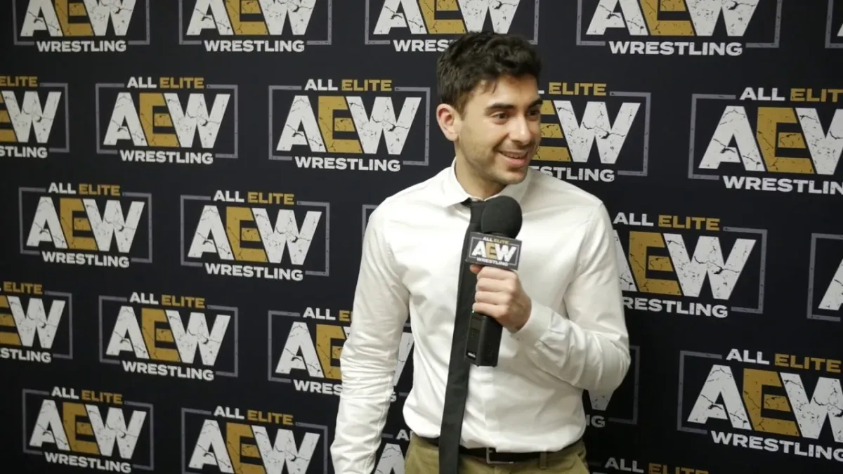 Tony Khan Praises Jon Moxley for Backstage Leadership in AEW